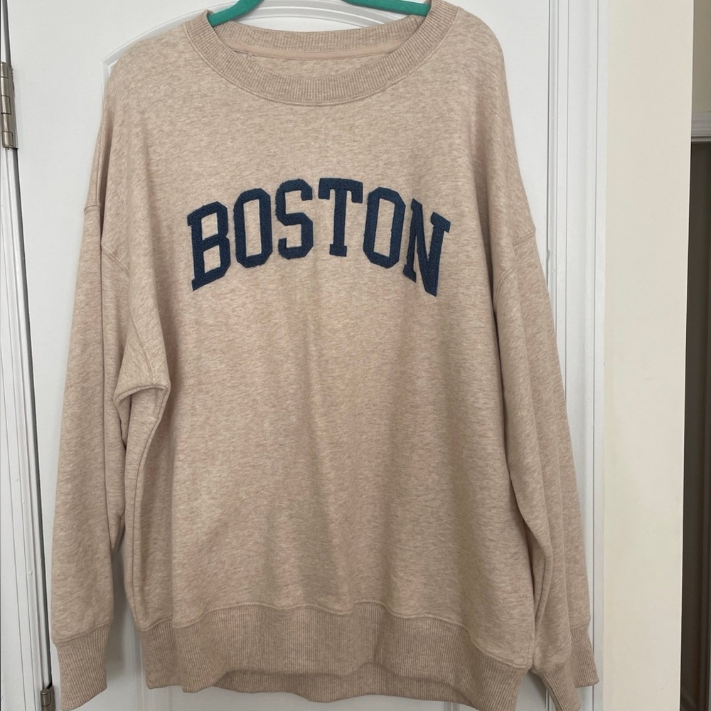 AE Oversized Boston Crewneck Sweatshirt